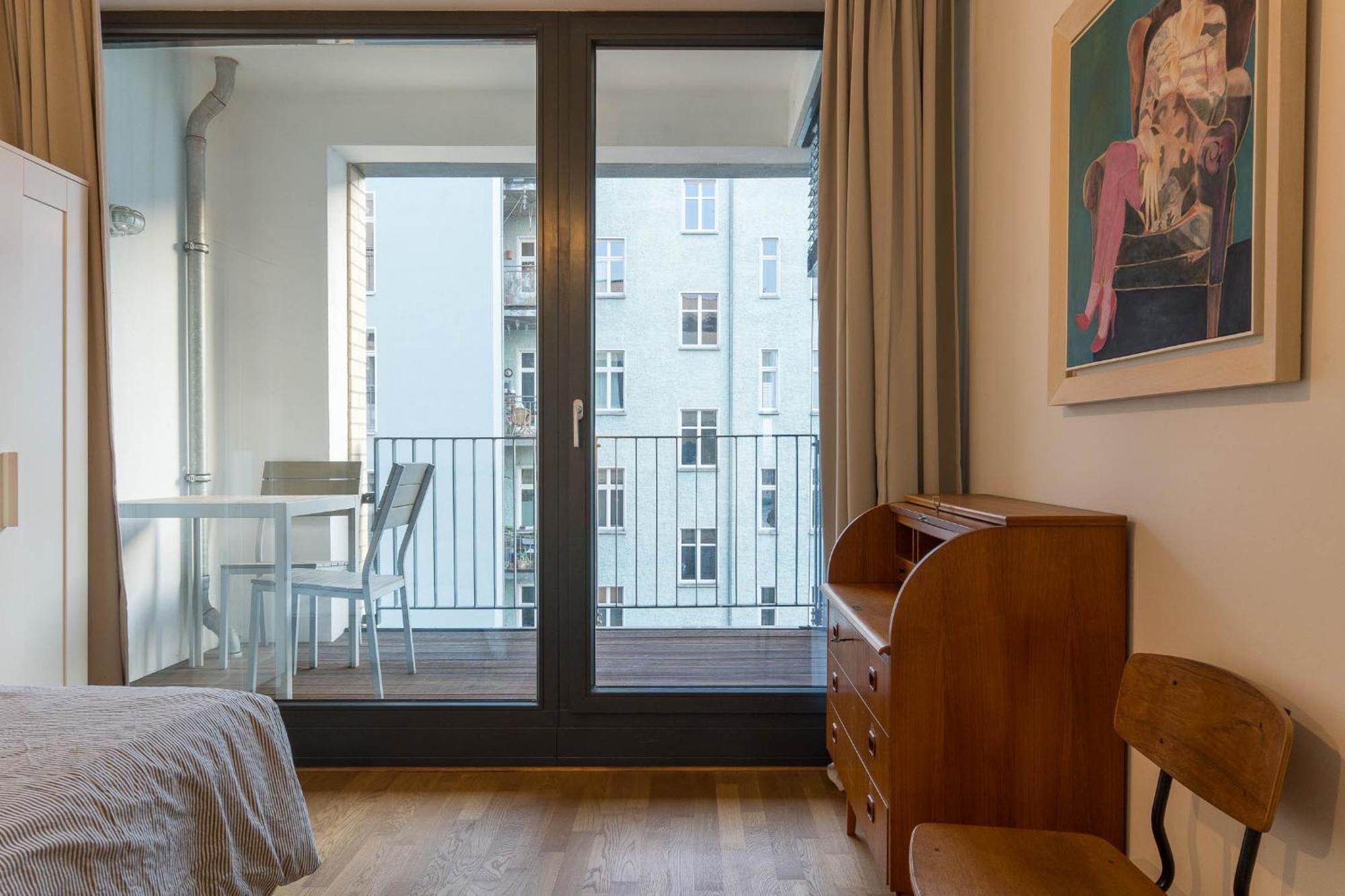2 Bedroom Mauerpark-Apartment, Berlin Mitte View Calendar Exterior foto